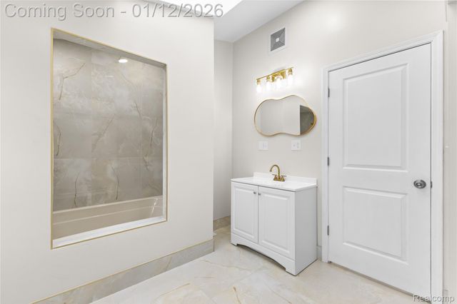 3832 Grindley Park Street, Dearborn, MI 48124