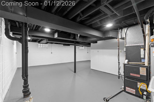 3832 Grindley Park Street, Dearborn, MI 48124