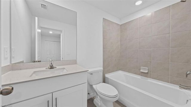 4197 Camisa LN, North Fort Myers, FL 33917