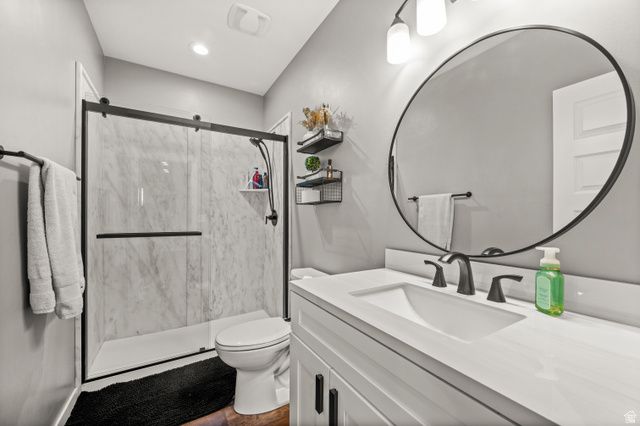 178 E COPPER CIR, Harrisville, UT 84404