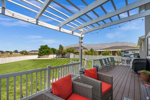 178 E COPPER CIR, Harrisville, UT 84404