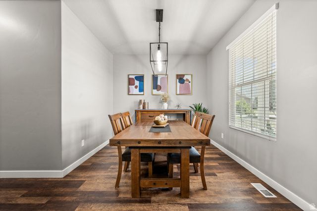 178 E COPPER CIR, Harrisville, UT 84404