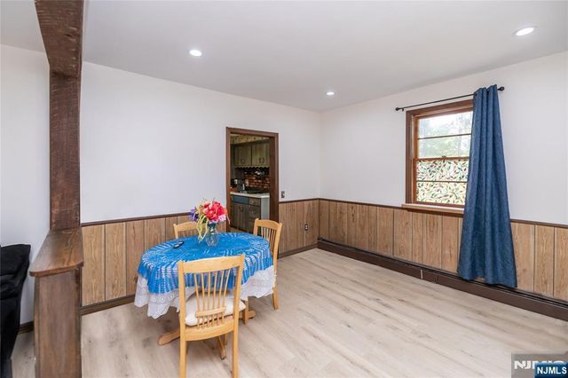 30 Henderson Street, Oxford, NJ 07863
