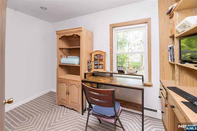 30 Henderson Street, Oxford, NJ 07863