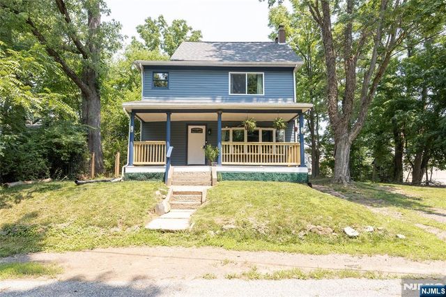 30 Henderson Street, Oxford, NJ 07863