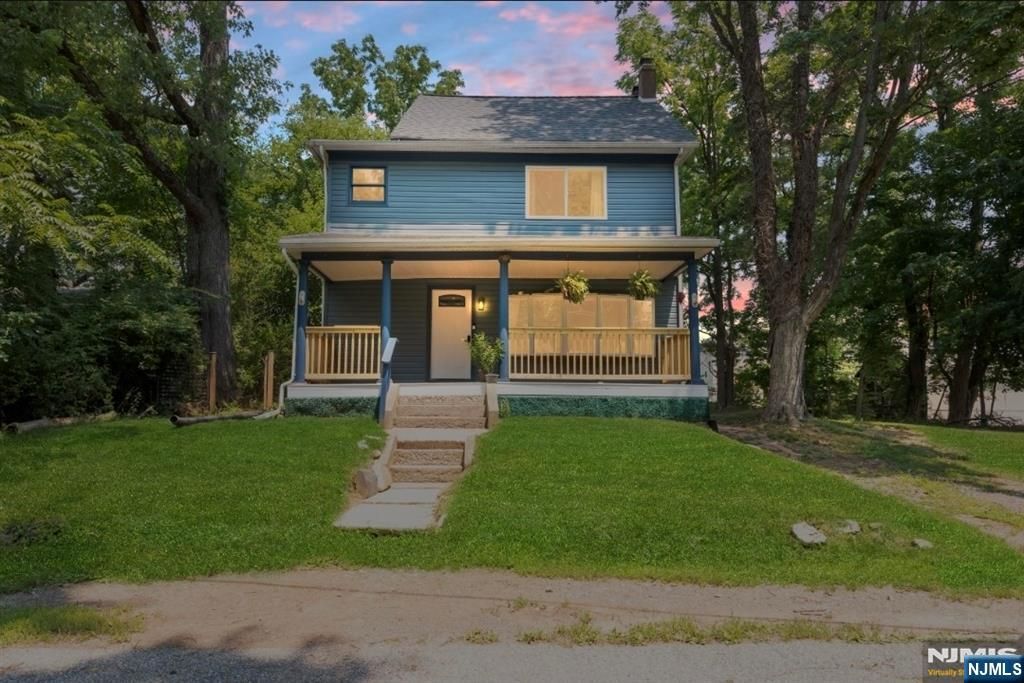 30 Henderson Street, Oxford, NJ 07863