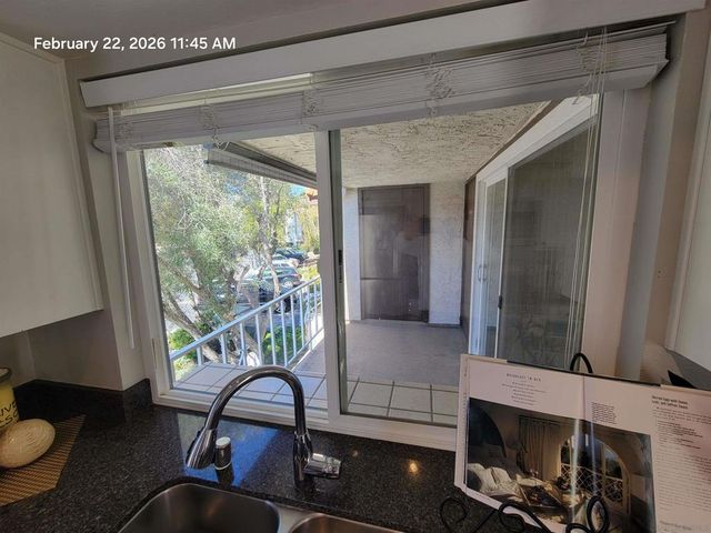 6878 Navajo Rd 104, San Diego, CA 92119