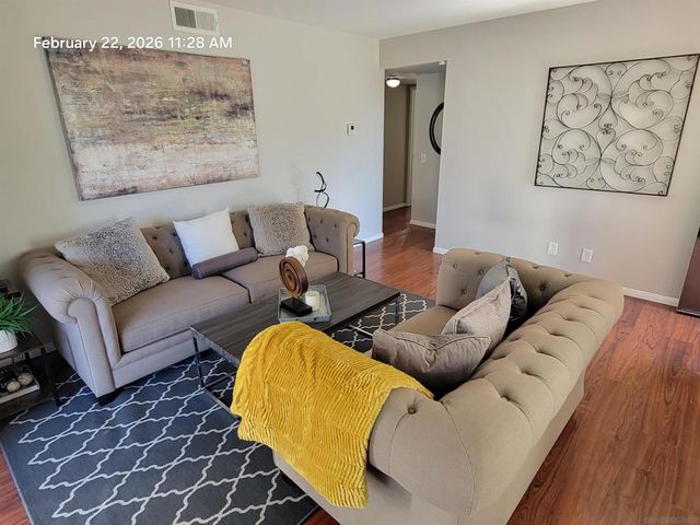 6878 Navajo Rd 104, San Diego, CA 92119
