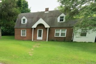 832 Dutchess Turnpike, Poughkeepsie, NY 12603