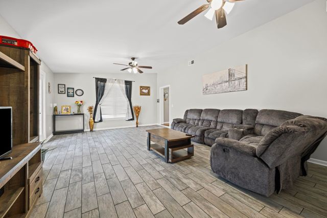 3461 HOLMAN PL, Memphis, TN 38118