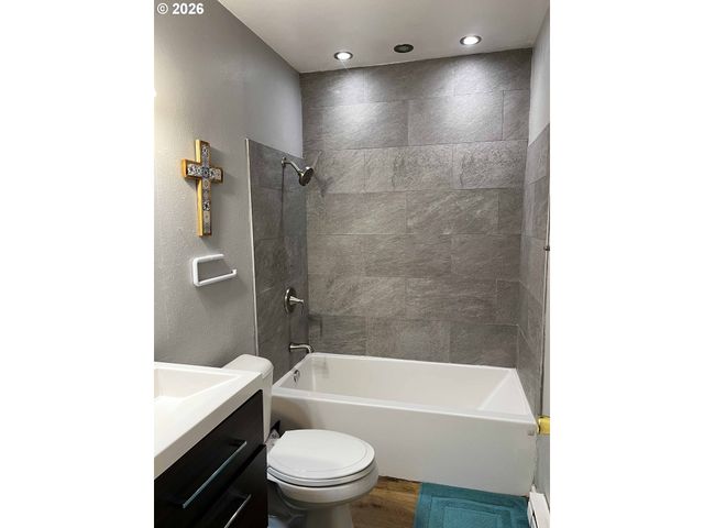 83871 Hwy 101, Florence, OR 97439