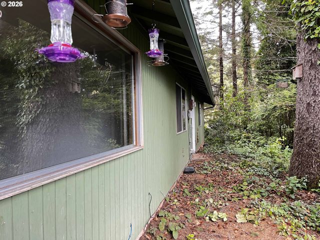 83871 Hwy 101, Florence, OR 97439