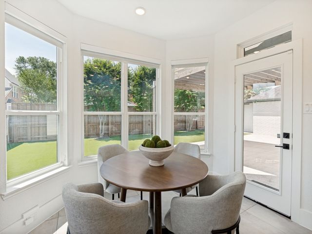 2805 Greenbrook Court, Grapevine, TX 76051