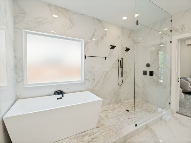 2805 Greenbrook Court, Grapevine, TX 76051