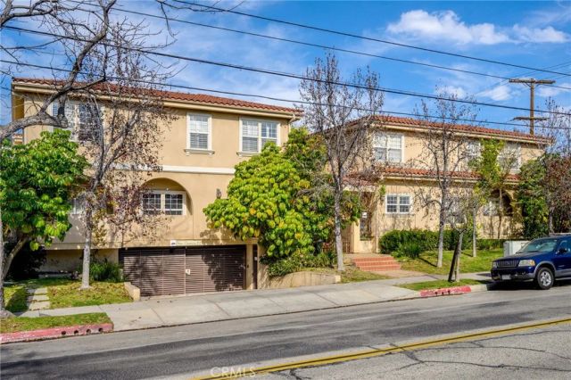 415 E Dryden 110, Glendale, CA 91207