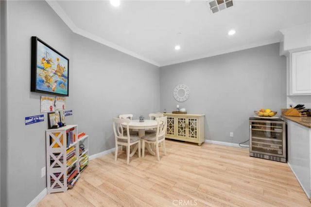415 E Dryden 110, Glendale, CA 91207