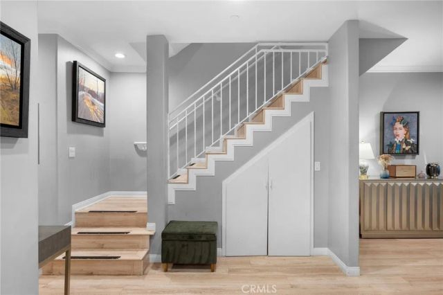 415 E Dryden 110, Glendale, CA 91207