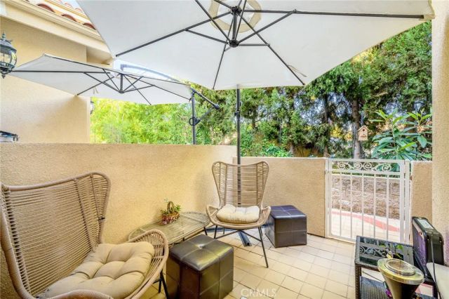 415 E Dryden 110, Glendale, CA 91207