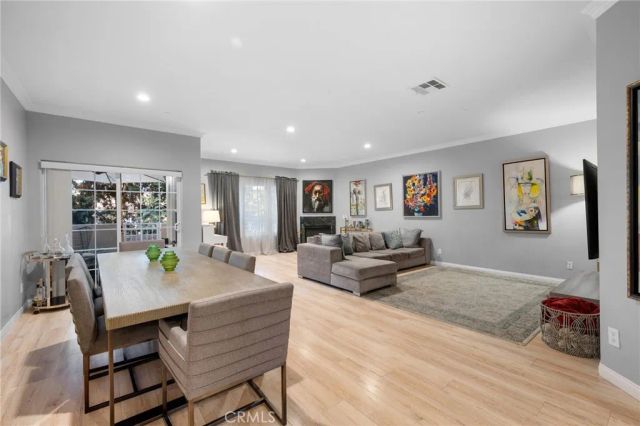 415 E Dryden 110, Glendale, CA 91207