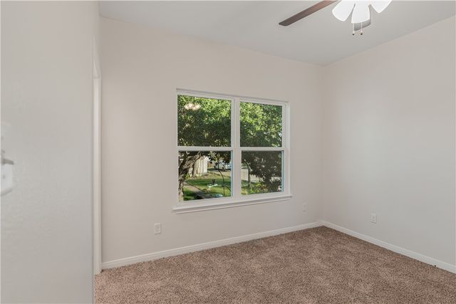 601 West 24th Street 111, Bryan, TX 77803