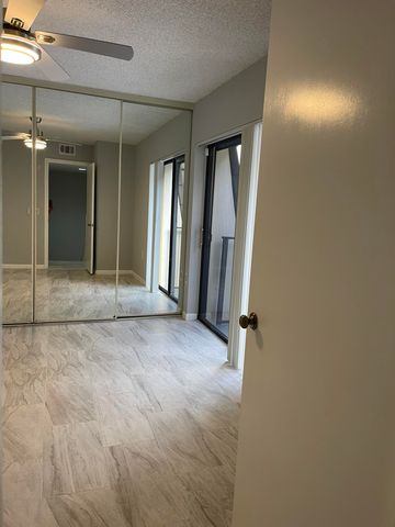 3230 32nd Way, West Palm Beach, FL 33407
