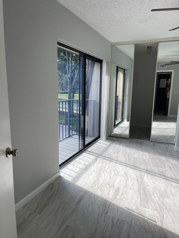 3230 32nd Way, West Palm Beach, FL 33407