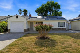 5420 Priscilla Ln, Sacramento, CA 95820
