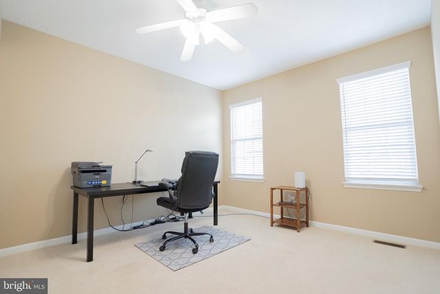 42520 LEGACY PARK DR, Brambleton, VA 20148