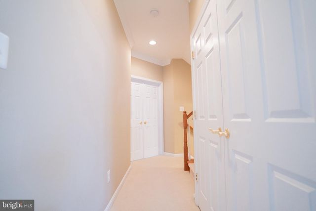 42520 LEGACY PARK DR, Brambleton, VA 20148
