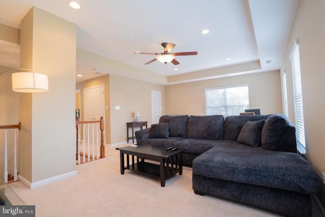 42520 LEGACY PARK DR, Brambleton, VA 20148