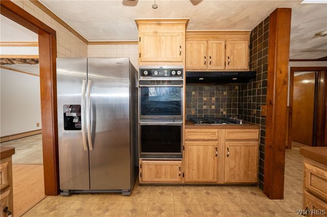 80 Rowley Road, Cheektowaga, NY 14227