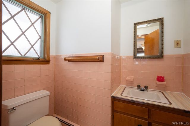 80 Rowley Road, Cheektowaga, NY 14227