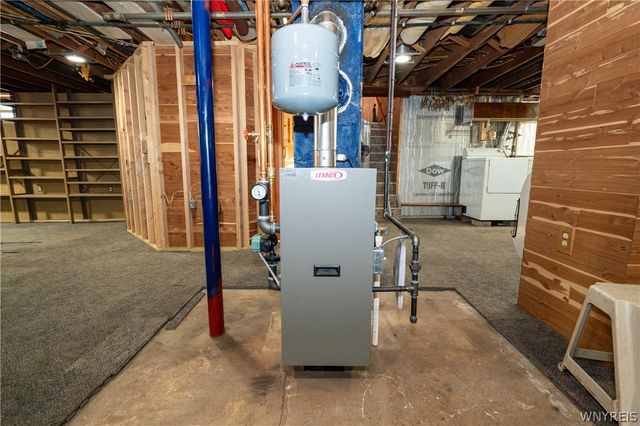 80 Rowley Road, Cheektowaga, NY 14227