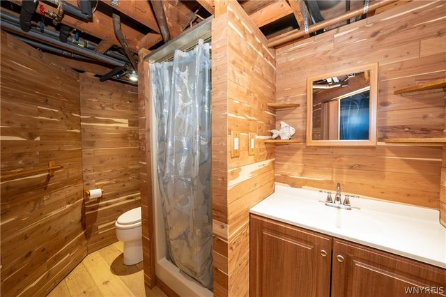 80 Rowley Road, Cheektowaga, NY 14227