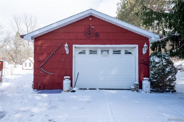 80 Rowley Road, Cheektowaga, NY 14227