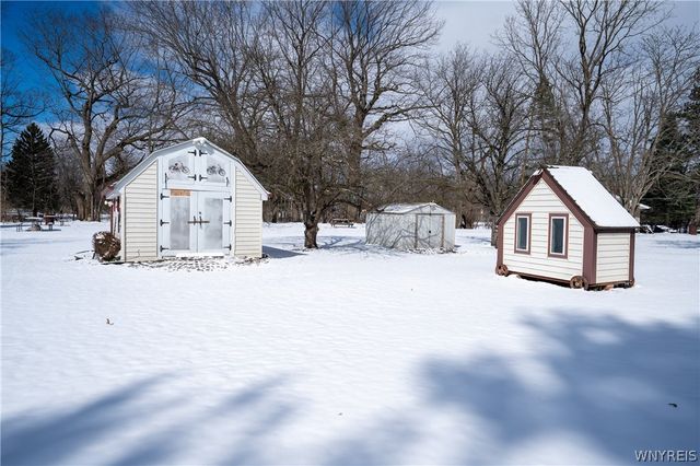 80 Rowley Road, Cheektowaga, NY 14227