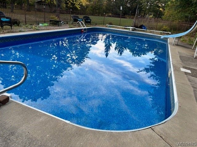 80 Rowley Road, Cheektowaga, NY 14227