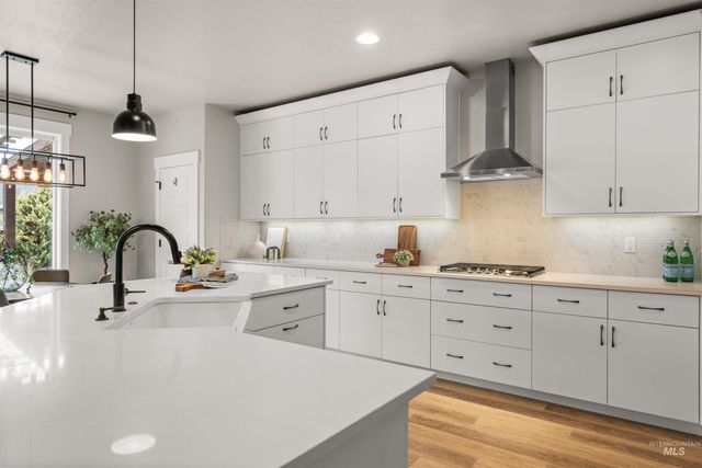 1005 E Trophy St, Kuna, ID 83634