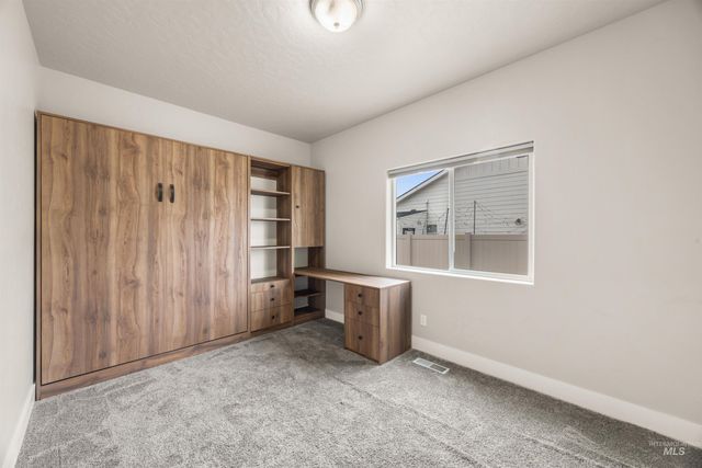 1005 E Trophy St, Kuna, ID 83634