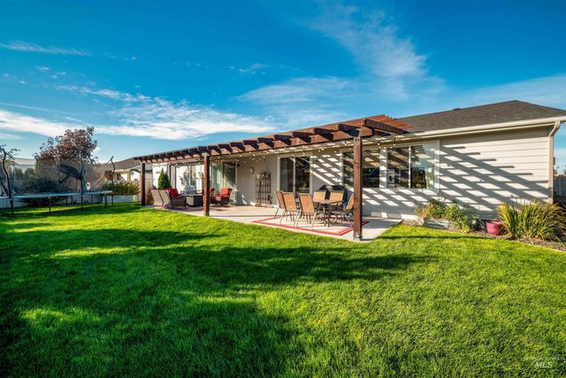 1005 E Trophy St, Kuna, ID 83634