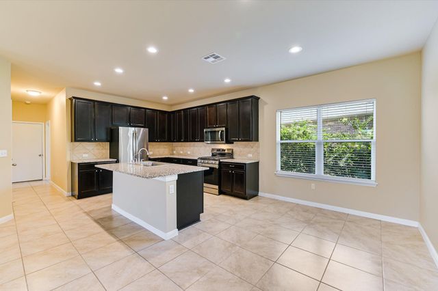 534 Purple Martin Ave, Kyle, TX 78640