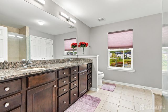 31 Saratoga Lane, Monroe, NJ 08831