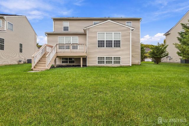 31 Saratoga Lane, Monroe, NJ 08831