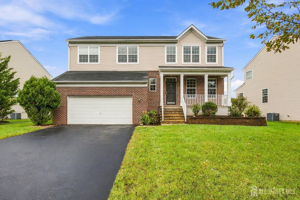 31 Saratoga Lane, Monroe, NJ 08831