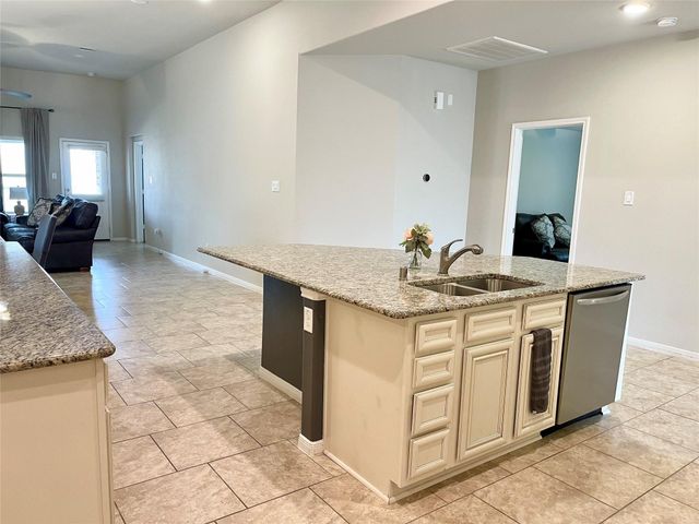 14207 Irvine Ranch Trail, Conroe, TX 77384