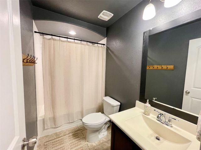 14207 Irvine Ranch Trail, Conroe, TX 77384