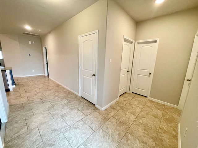 14207 Irvine Ranch Trail, Conroe, TX 77384