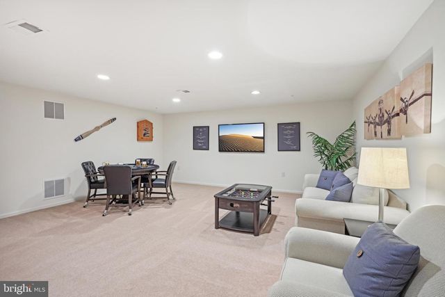 204 BLUEBERRY COURT, Perkasie, PA 18944