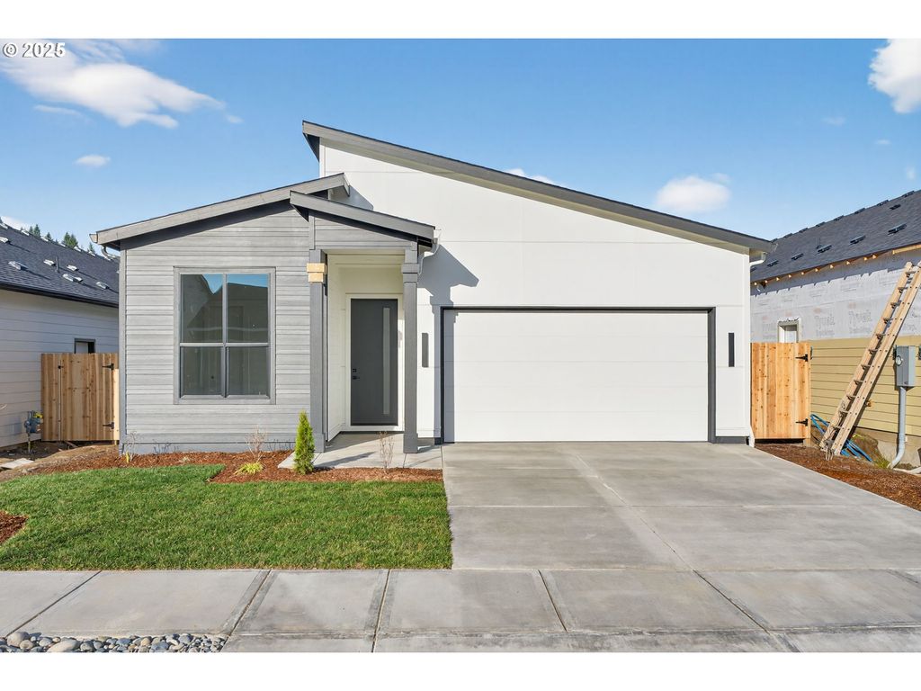 736 Se 35th St, Battle Ground, WA 98604