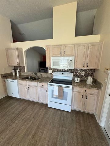 24 WELLESLEY LANE, Palm Coast, FL 32164